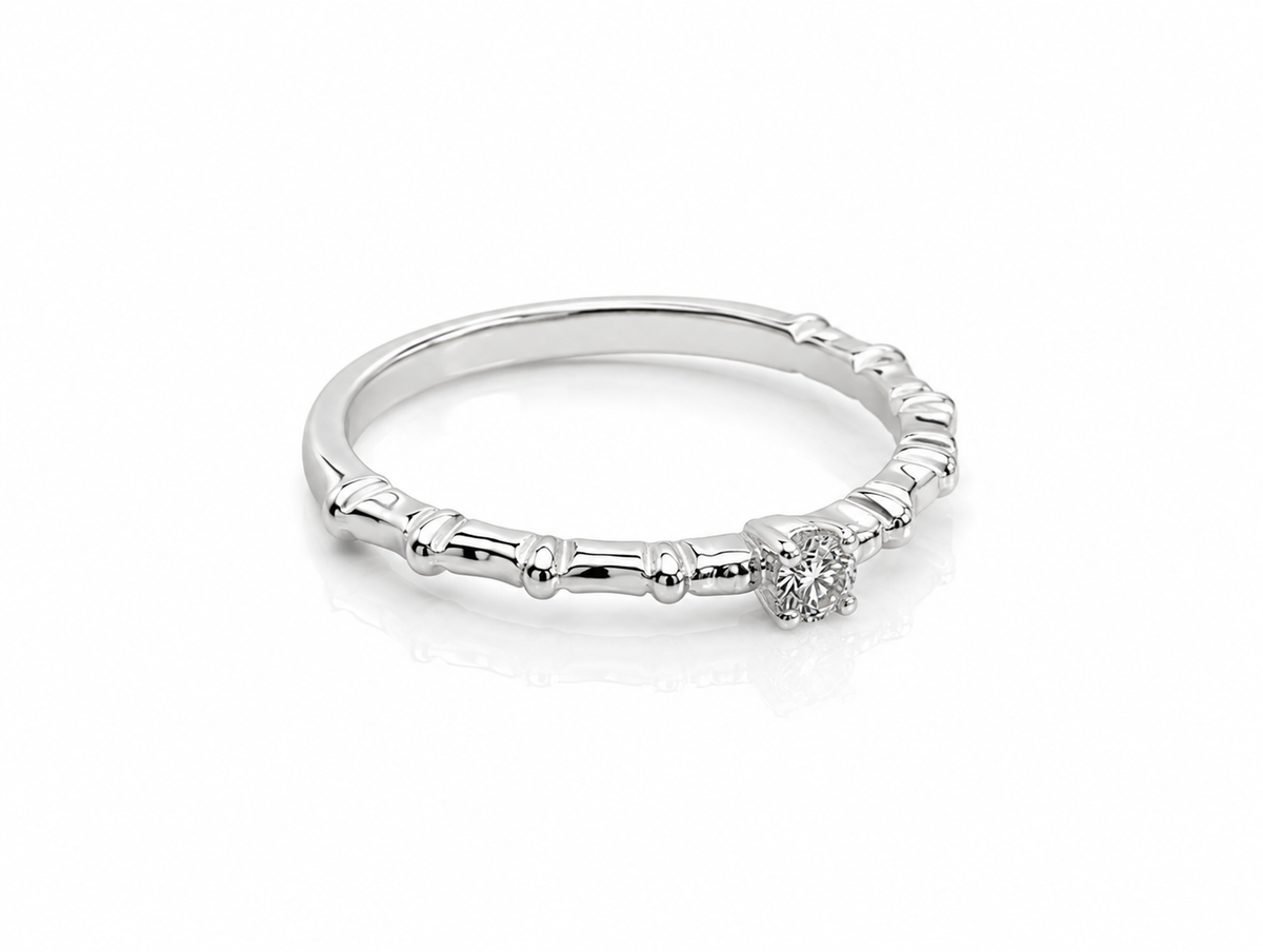 Noemi Mini Solitaire Ring