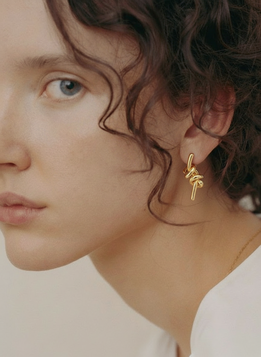 Knot Hoops