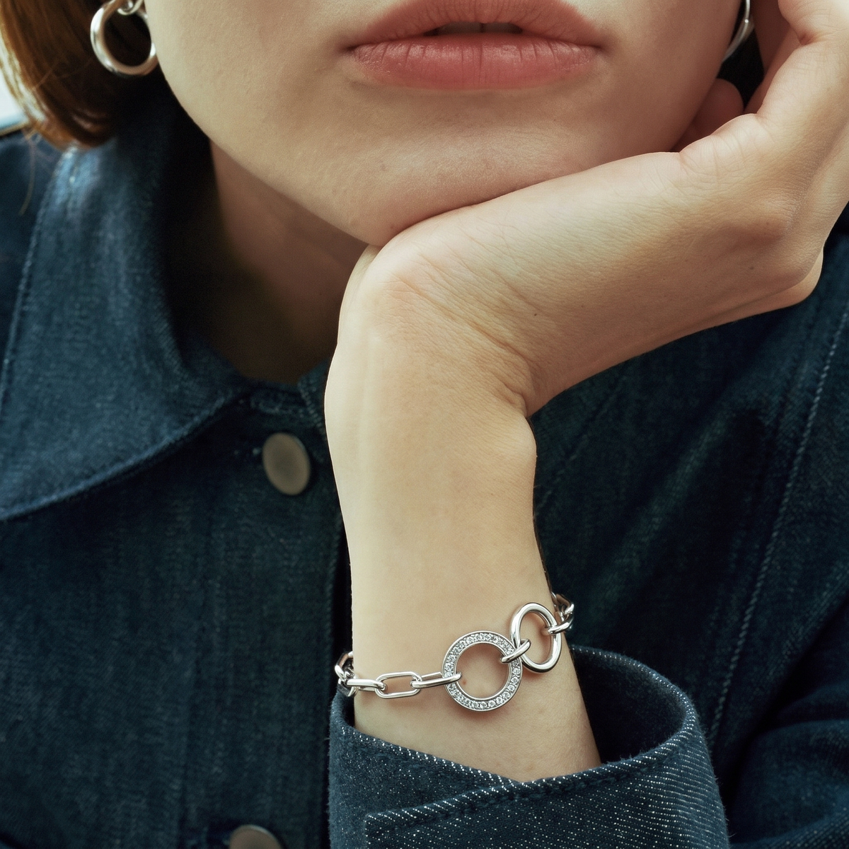 Pavé Loop Bracelet