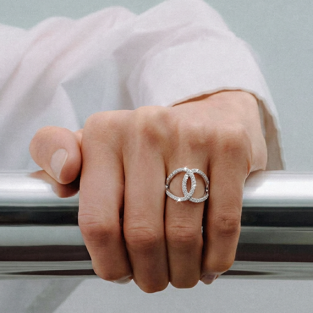 Nivelle Interlock Ring